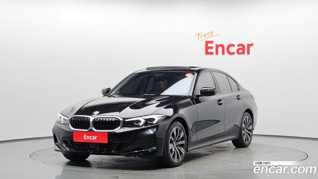 BMW 3-Series 320i, 2025