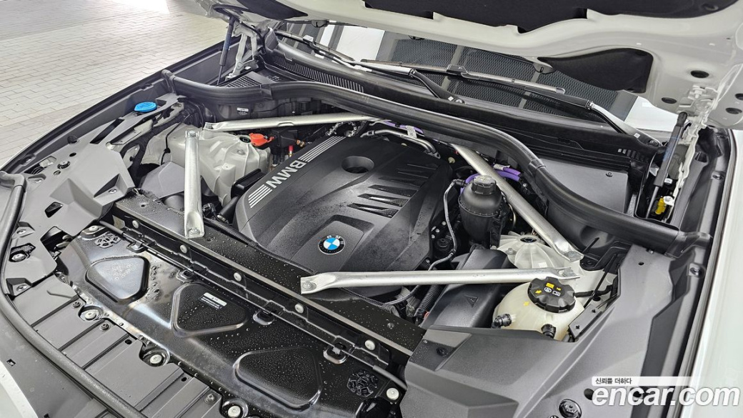 BMW X5 xDrive 40i M Sport, 2025