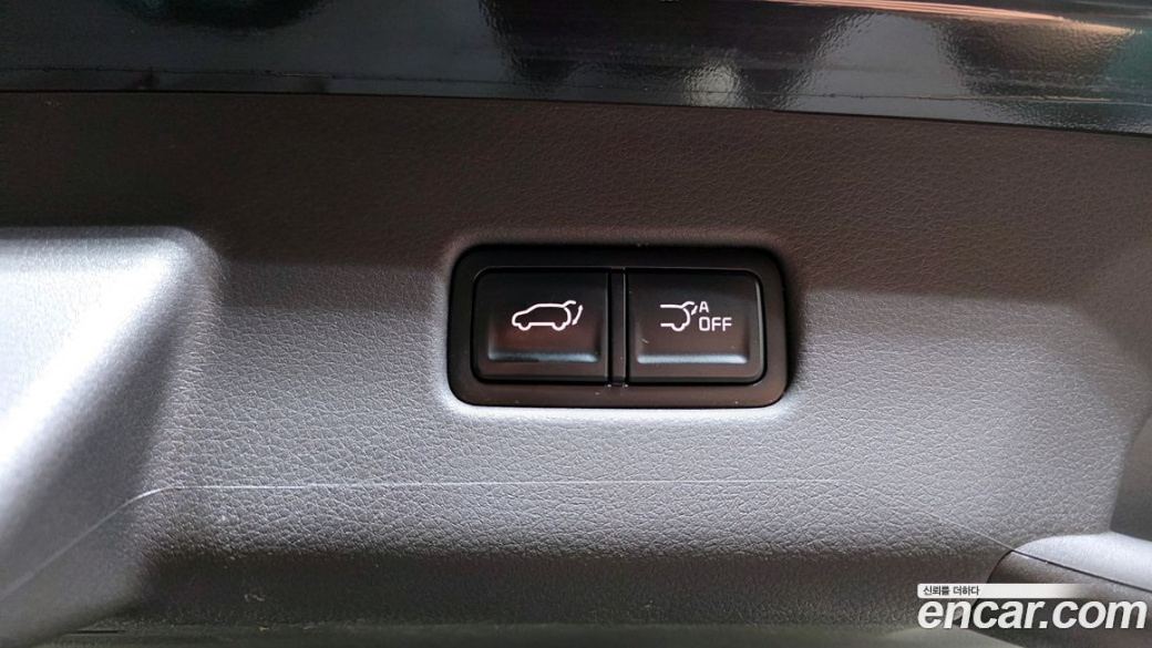 Kia Carnival 7-Seater Gravity, 2024