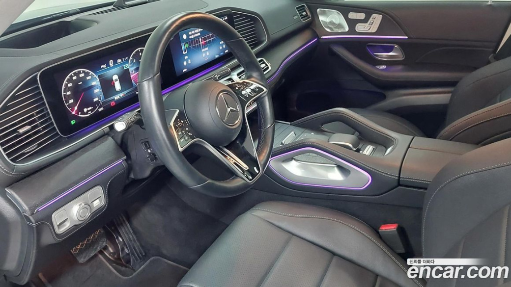 Mercedes-Benz GLE-Class GLE300d 4MATIC, 2025