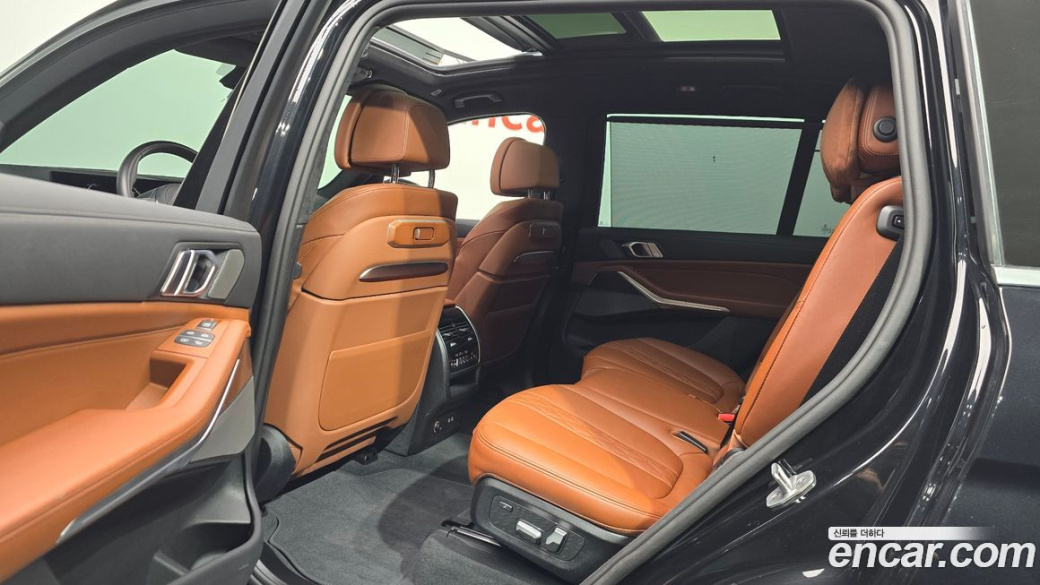 BMW X7 xDrive 40d M Sport 7 STR, 2025