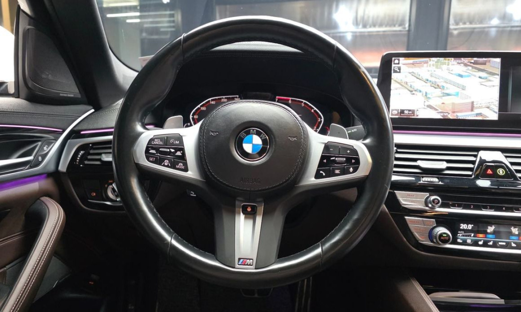 BMW 5-Series 530i xDrive M Sport Package, 2023