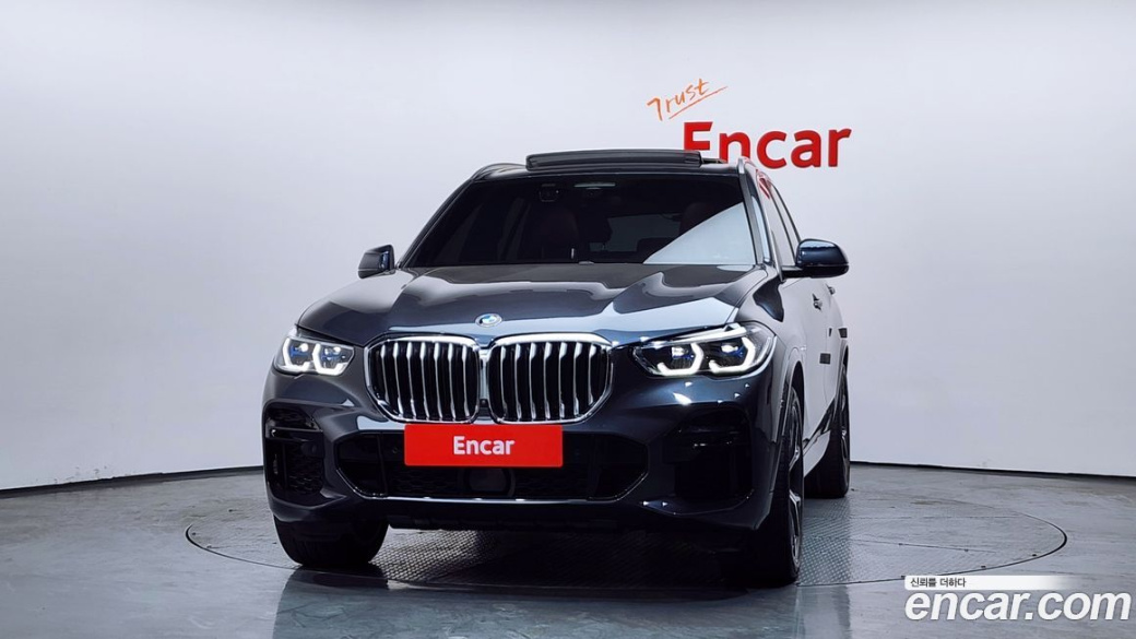 BMW X5 xDrive 40i M Sport, 2022