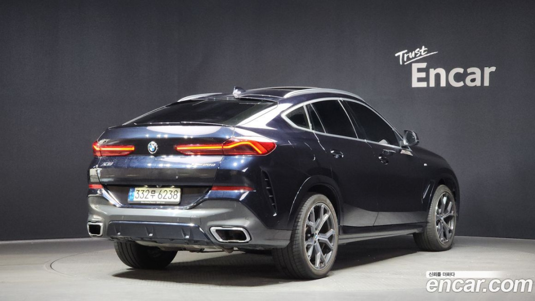 BMW X6 xDrive30d M Sport, 2022