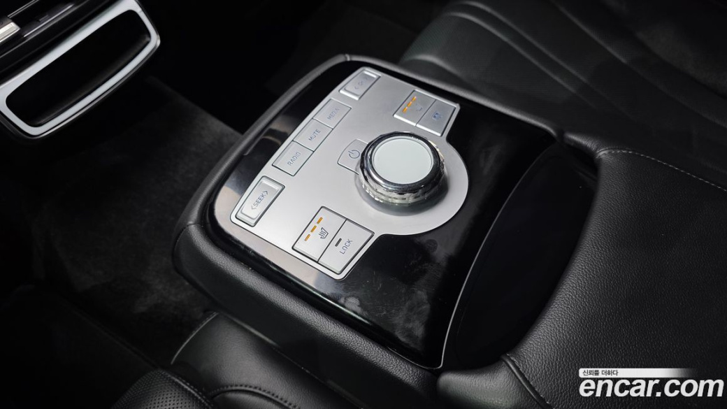 Genesis G80 Gasoline 2.5 Turbo AWD, 2025