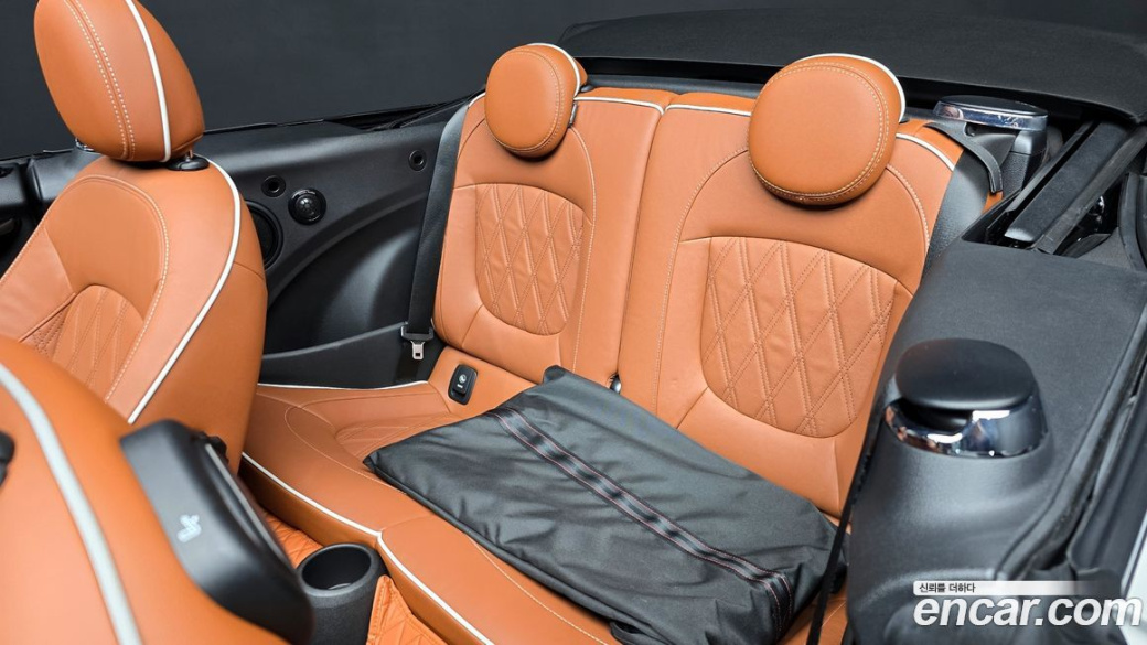 Mini Cooper Convertible Classic, 2024
