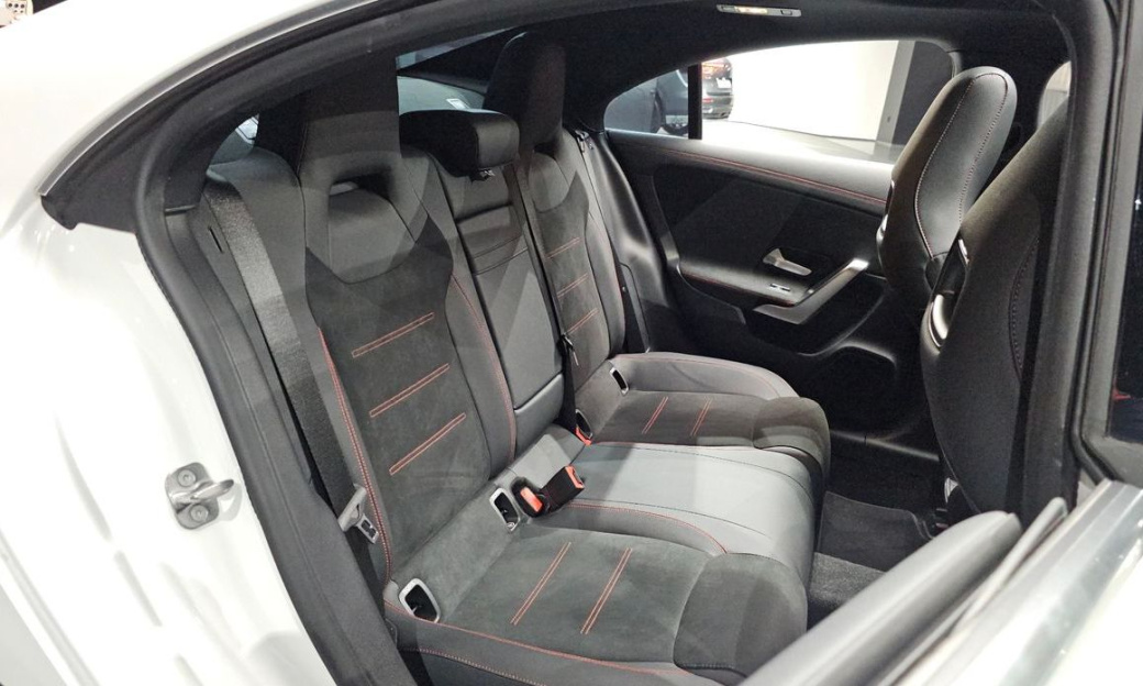 Mercedes-Benz CLA-Class CLA250 4MATIC, 2024