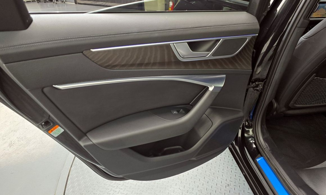 Audi A6 45 TFSI Premium, 2022