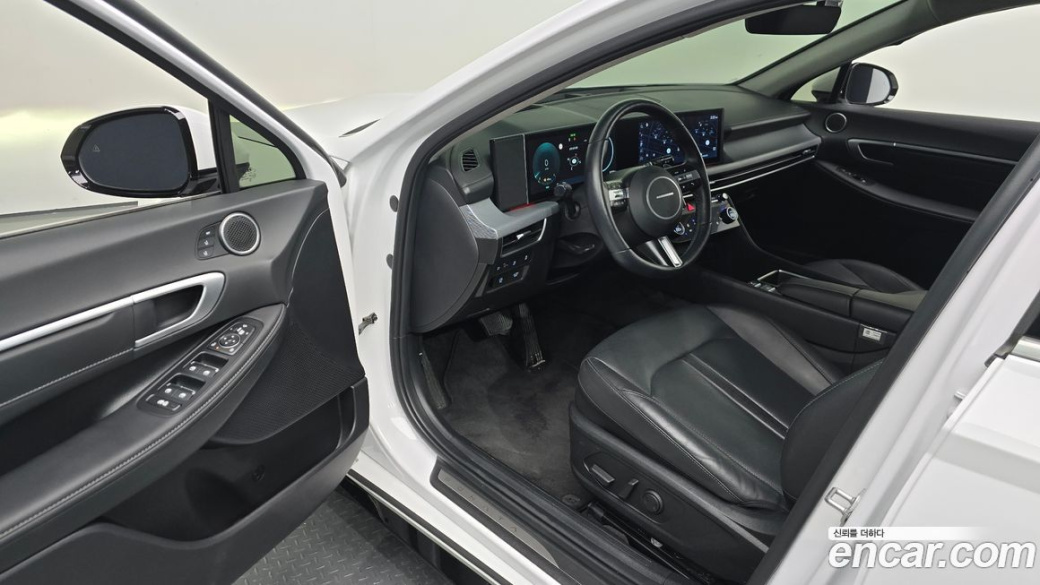 Hyundai Sonata 2.0, 2024