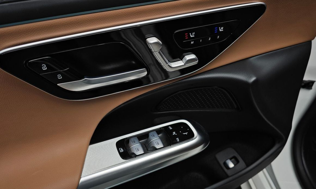 Mercedes-Benz E-Class E200 Avantgarde, 2024