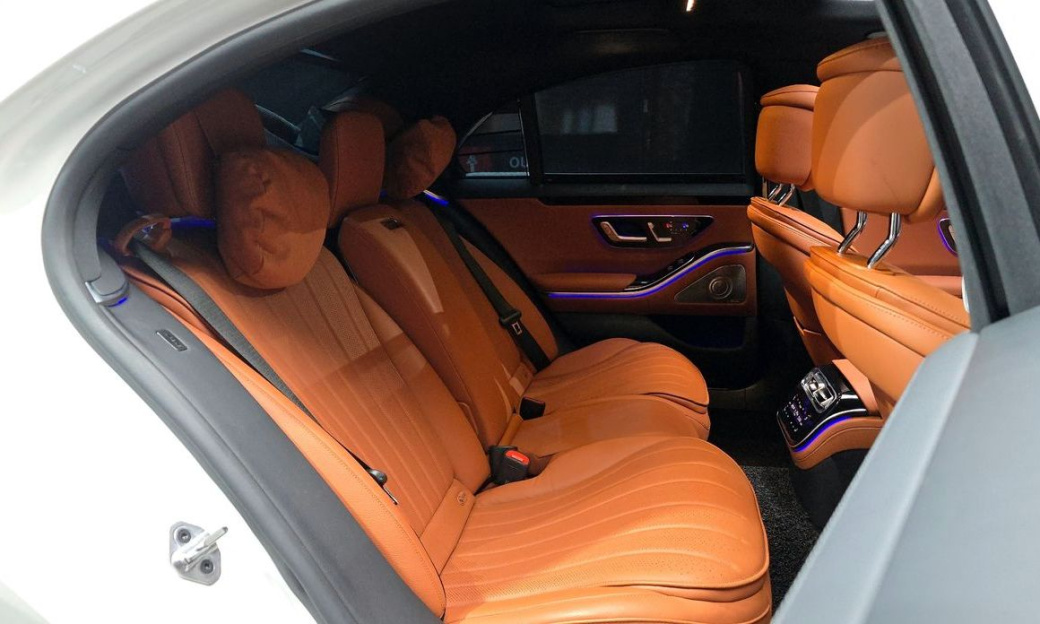 Mercedes-Benz S-Class S400 d 4MATIC, 2022