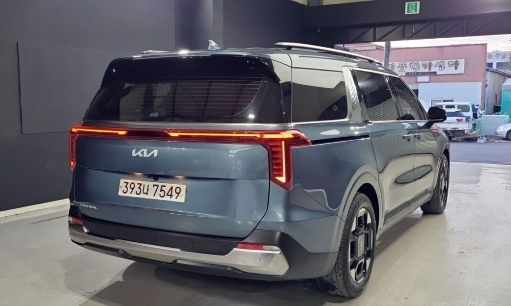 Kia Carnival 7-Seater Noblesse, 2024