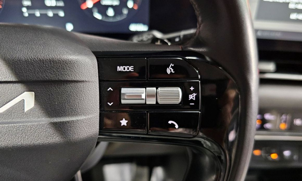 Kia Carnival 9-Seater Noblesse, 2025