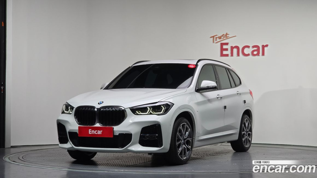 BMW X1 xDrive 20i M Sport, 2022