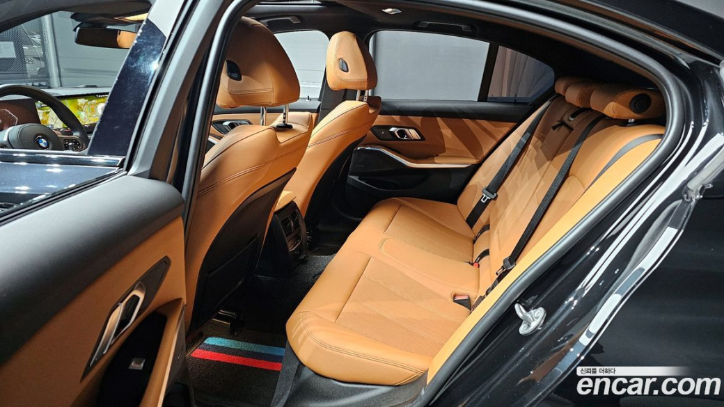BMW 3-Series 320i M Sport, 2023
