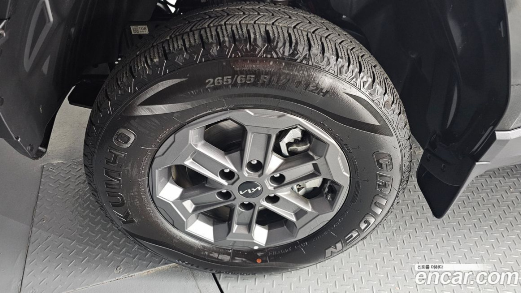 Kia Tasman 2.5T Gasoline 4WD, 2026