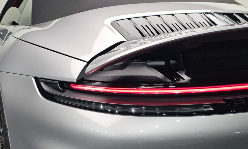 Porsche 911 Carrera 4 GTS Cabriolet, 2026