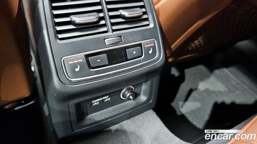 Audi A4 40 TFSI Premium, 2021