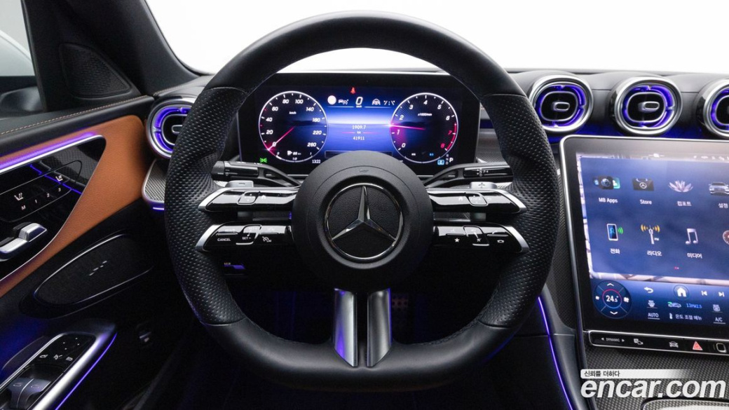 Mercedes-Benz C-Class C300 AMG Line, 2022