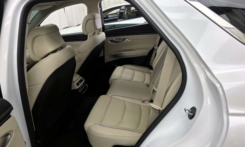 Genesis GV70 2.5T Gasoline 2WD, 2024