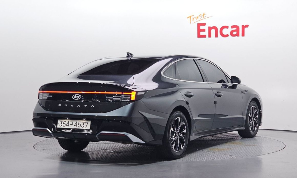 Hyundai Sonata 2.0, 2024