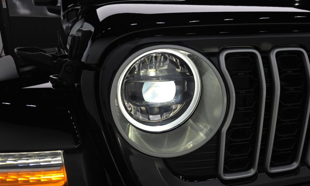 Jeep Wrangler 2.0 Sahara Power Top 4Door, 2025