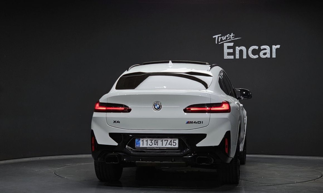 BMW X4 xDrive M40i, 2025