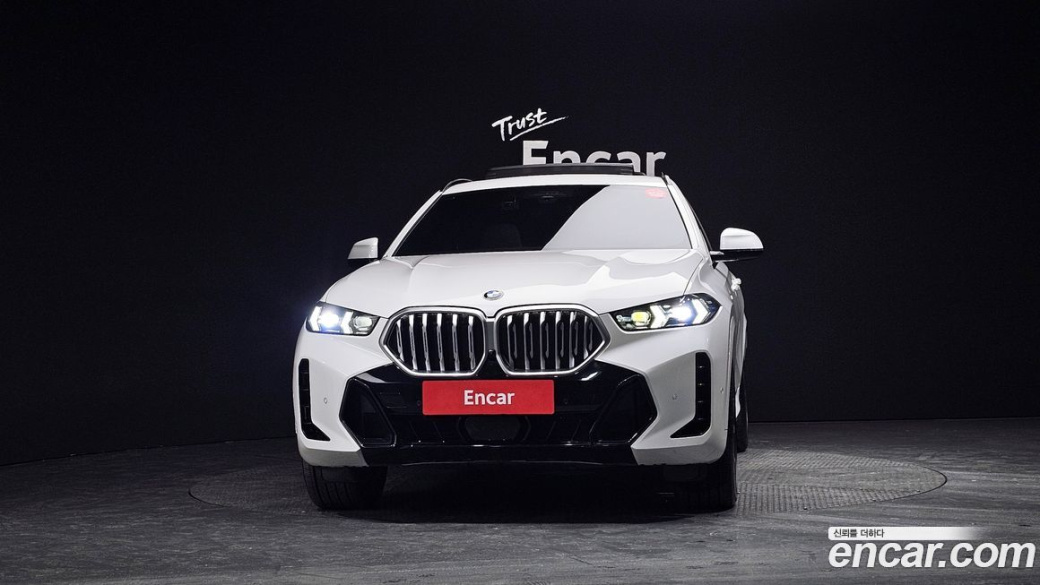 BMW X6 xDrive30d M Sport, 2024