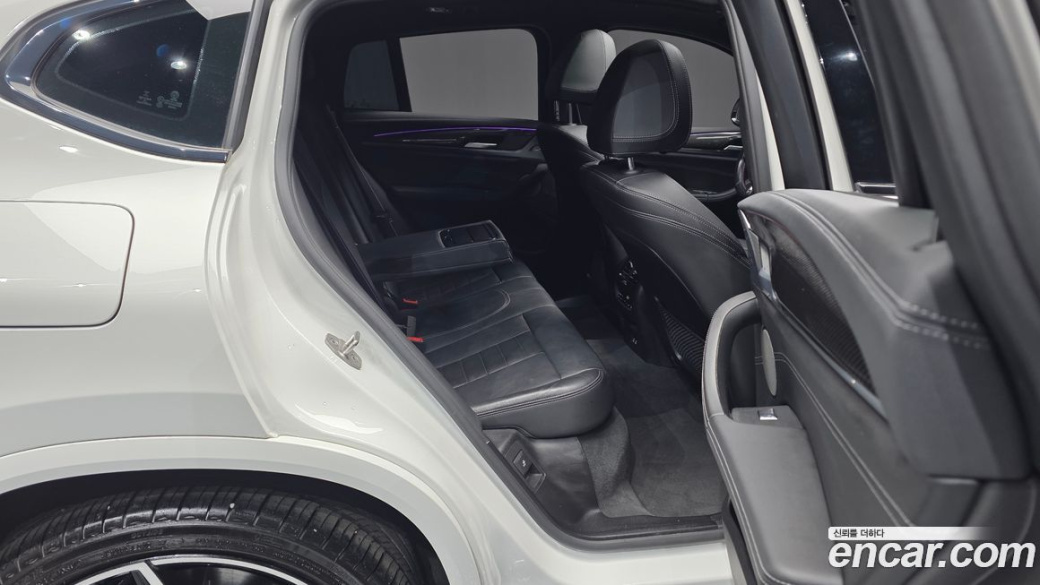 BMW X4 xDrive M40i, 2022