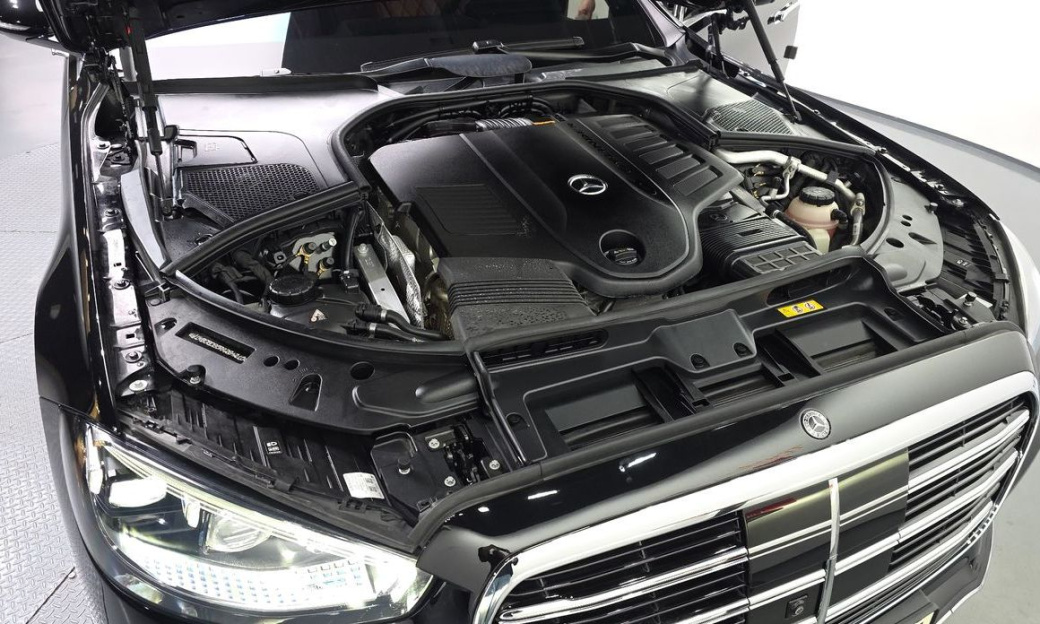 Mercedes-Benz S-Class S500L 4MATIC, 2024