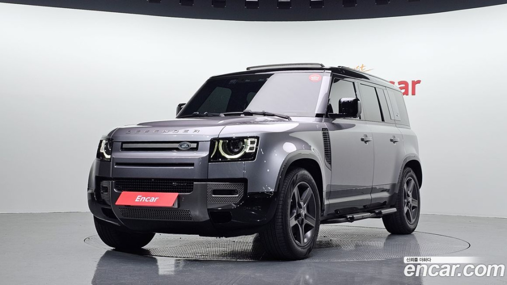 Land Rover Defender 110 P300 X-Dynamic SE, 2023