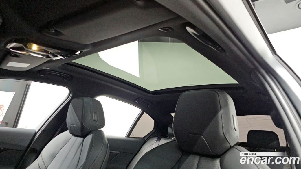 BMW 5-Series 520i Special Edition, 2025