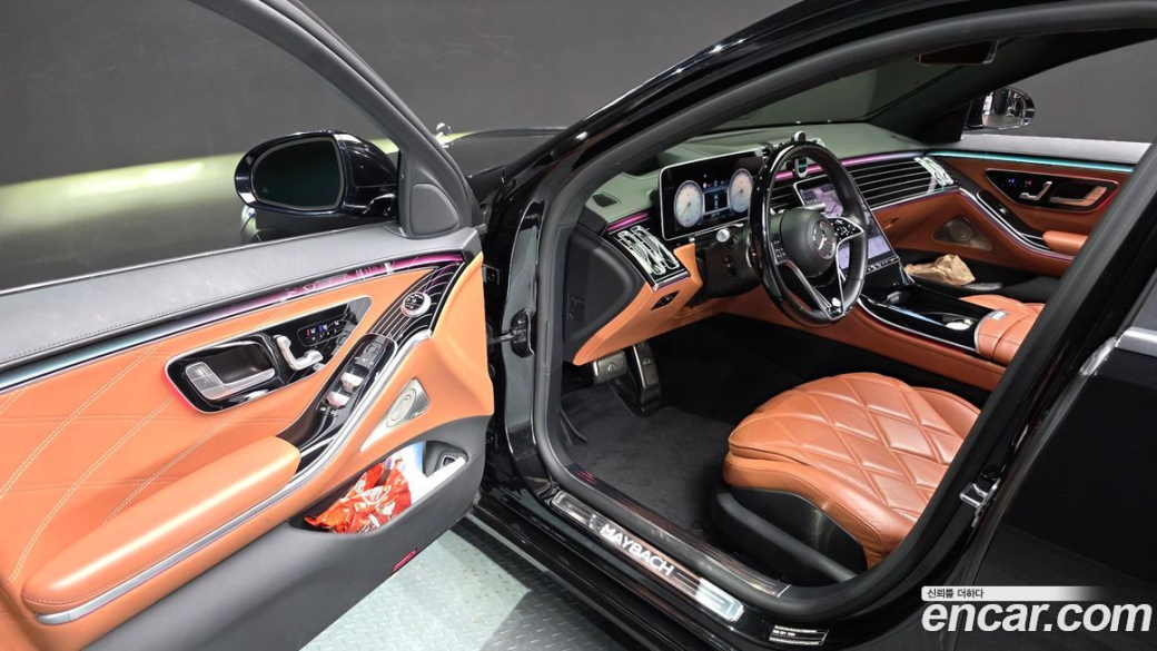 Mercedes-Benz S-Class Maybach S580 4MATIC, 2021