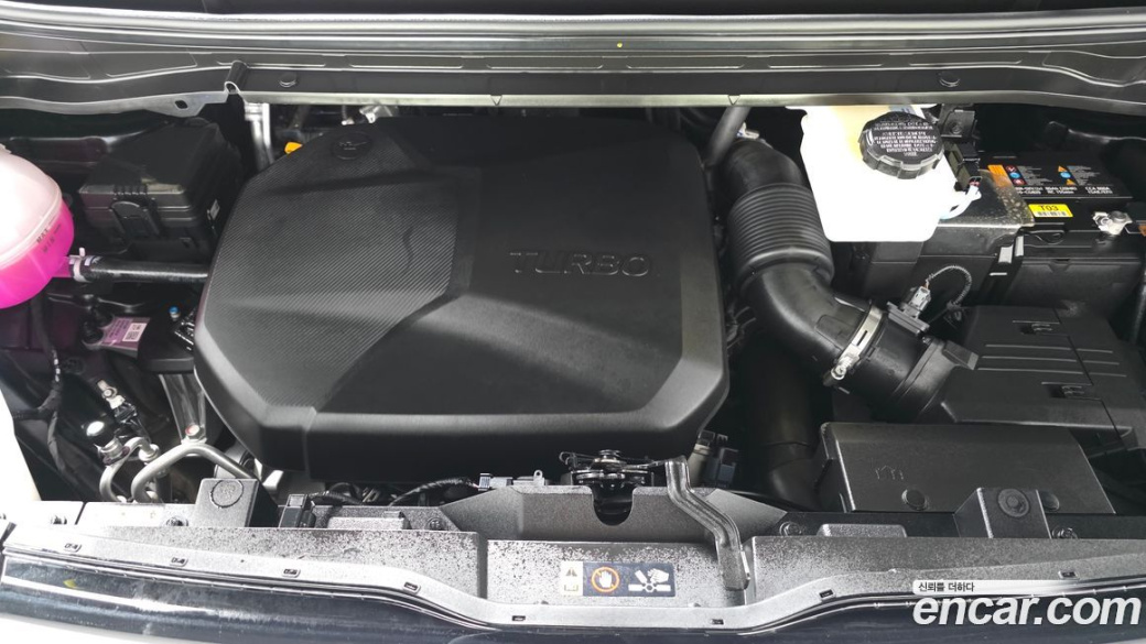 Hyundai Staria Cargo 5-Seater, 2025