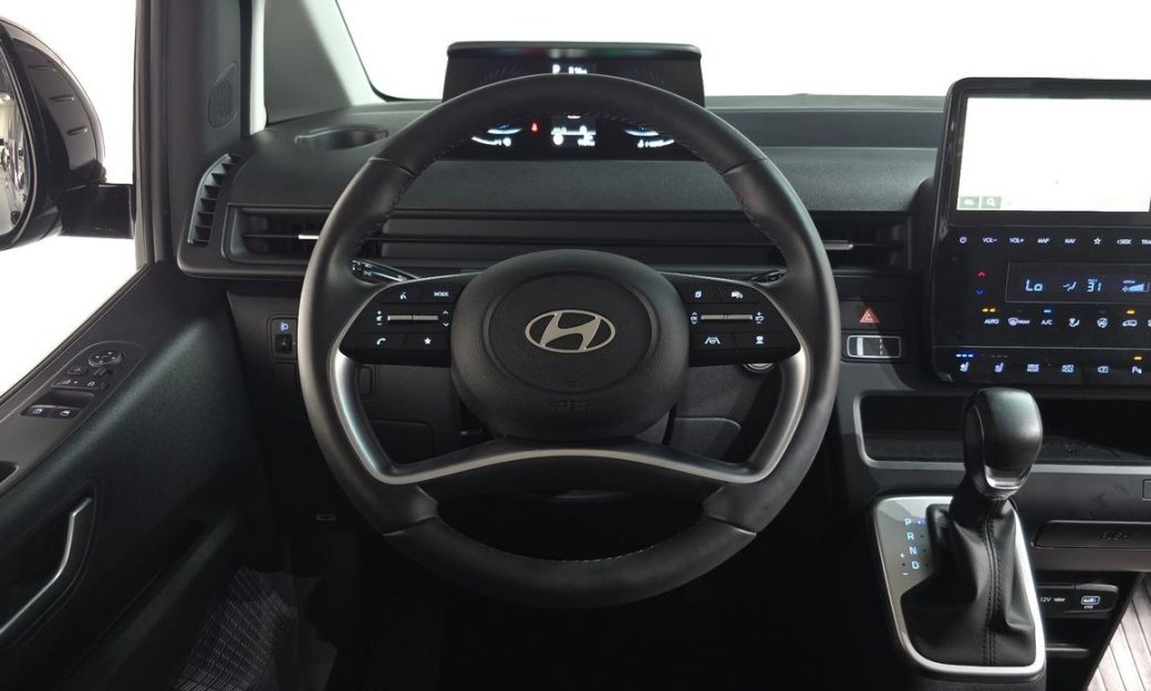 Hyundai Staria Cargo 5-Seater, 2025