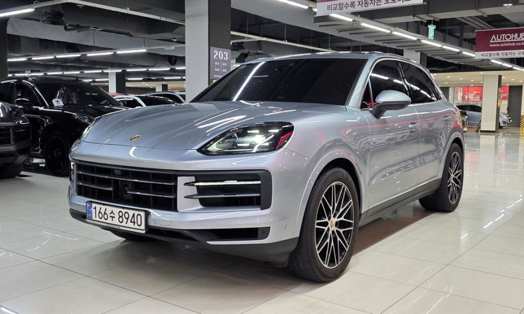 Porsche Cayenne 3.0, 2025