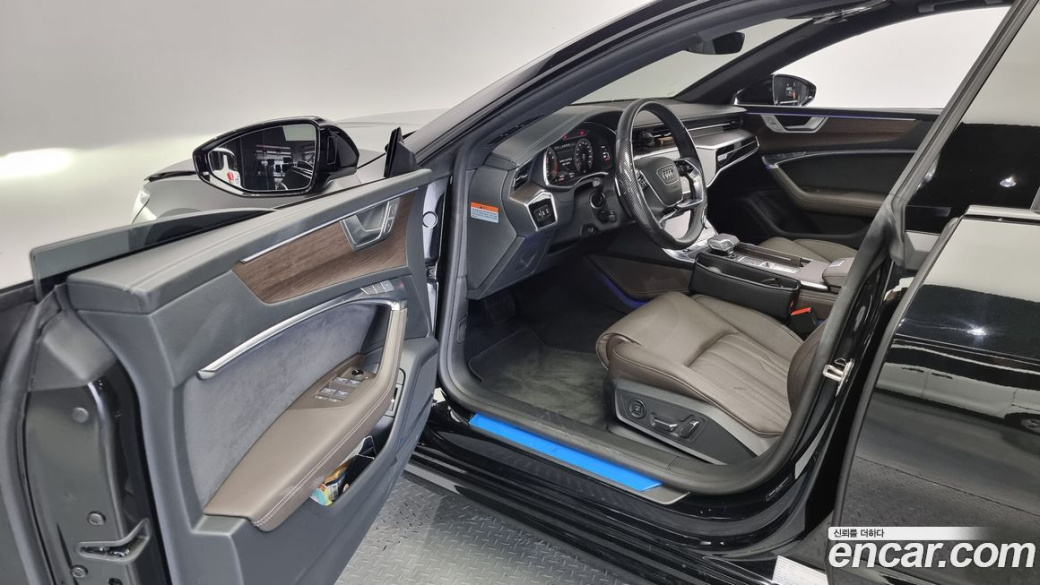 Audi A7 55 TFSI Quattro Premium, 2023