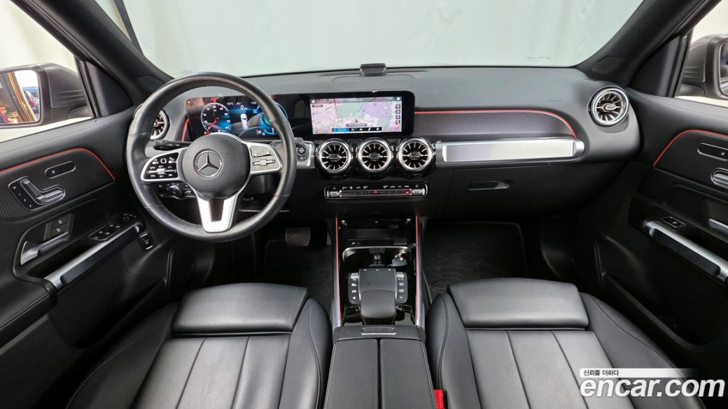 Mercedes-Benz GLB-Class GLB220, 2021