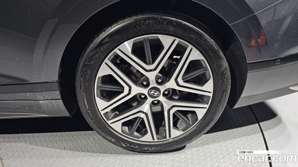 Hyundai Grandeur 2,5 Gasoline 2WD, 2023