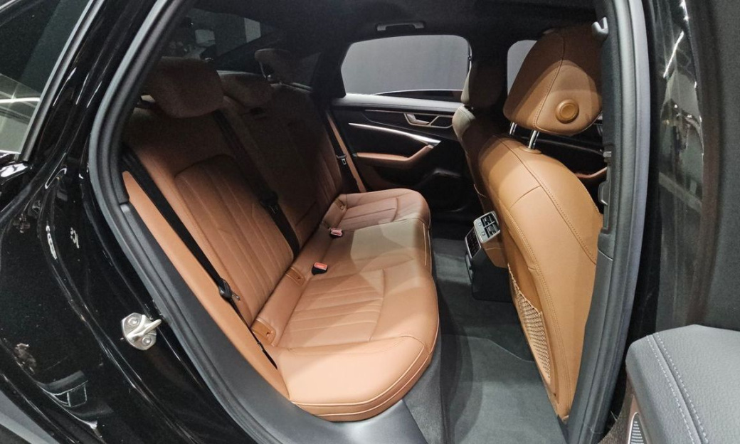 Audi A6 45 TFSI Premium, 2023