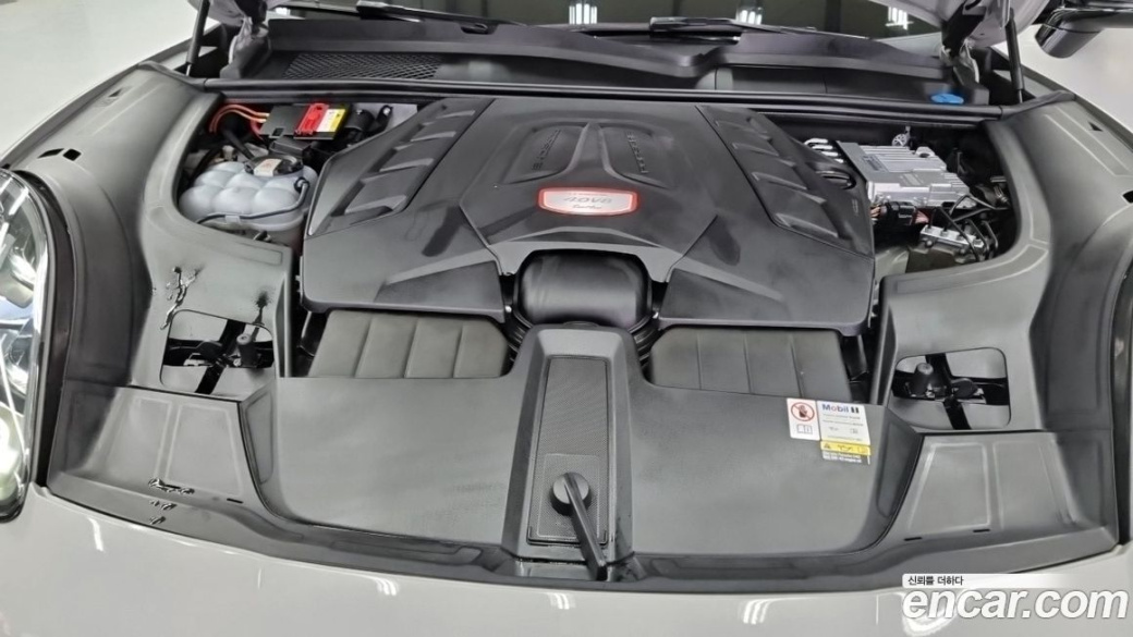 Porsche Cayenne 4.0 Turbo, 2023
