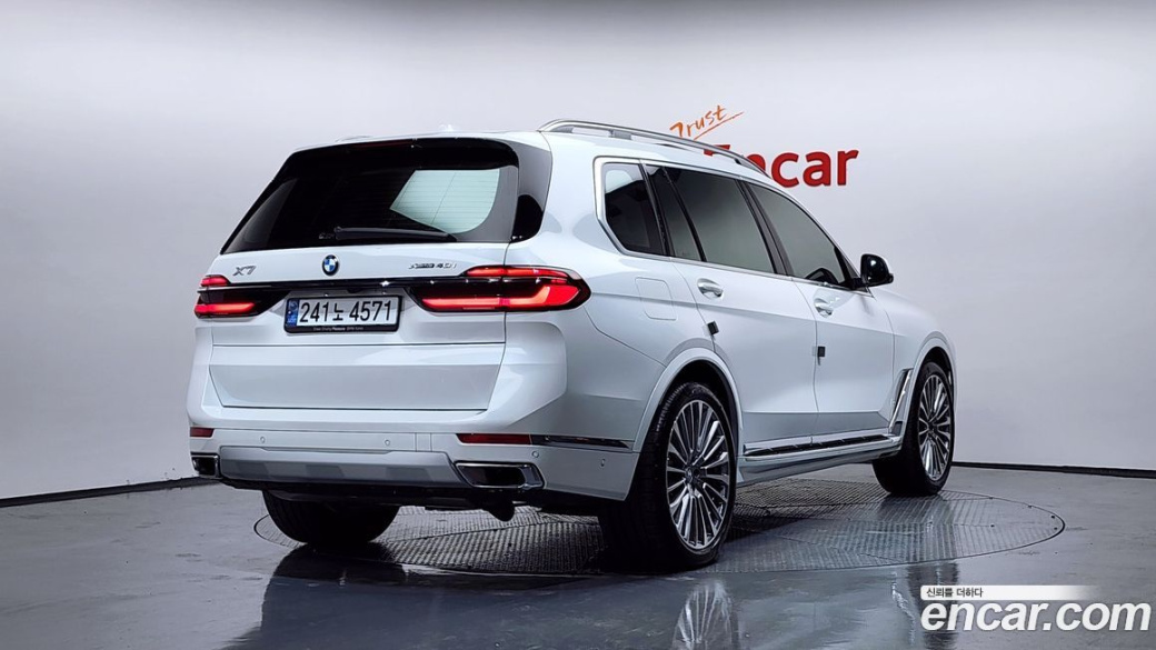 BMW X7 xDrive 40i Design Pure Excellence 7-Seater, 2024