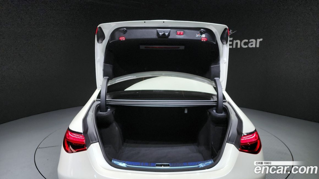 Mercedes-Benz S-Class S450L 4MATIC, 2023