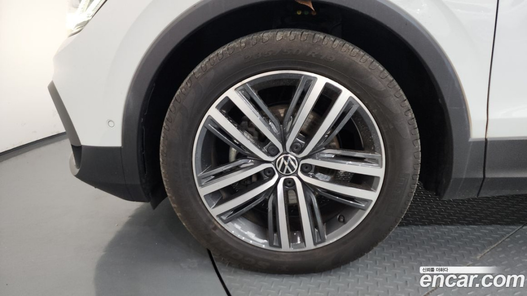 Volkswagen Tiguan 2.0 TDI Prestige, 2024