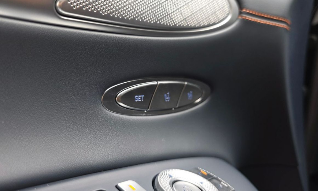 Genesis GV70 2.5T Gasoline AWD, 2025