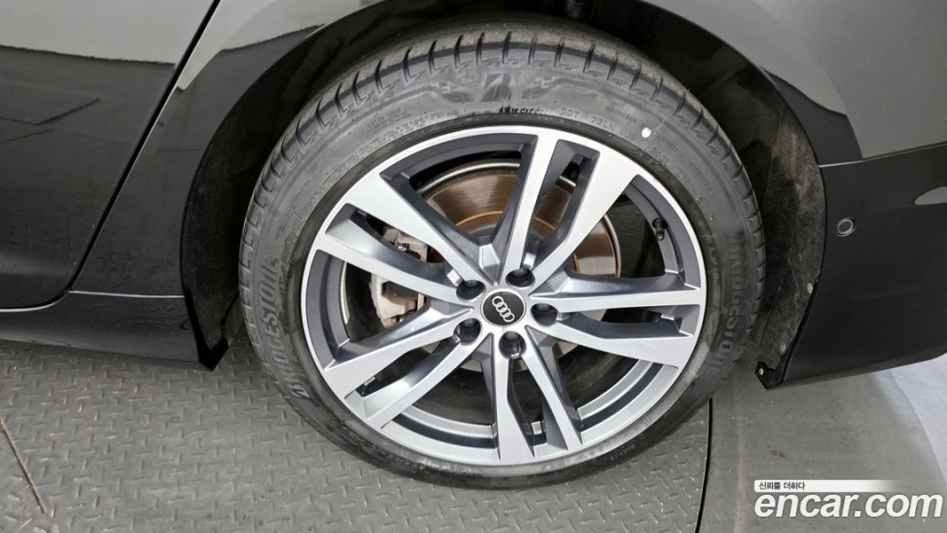 Audi A6 45 TFSI Quattro Premium, 2022