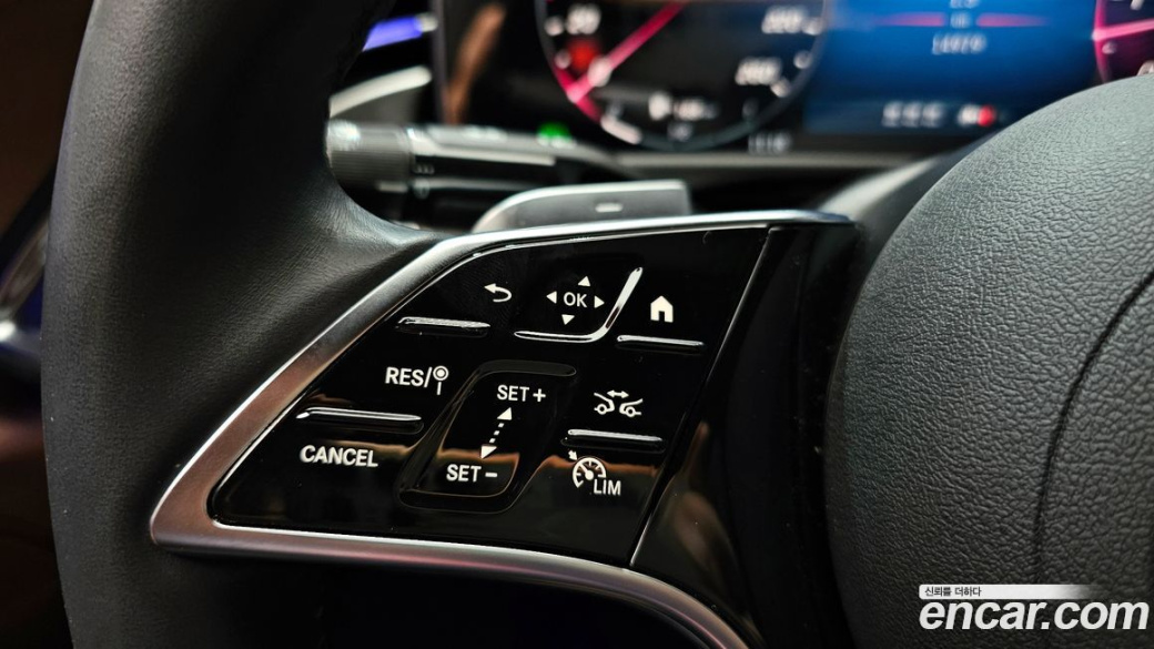 Mercedes-Benz E-Class E220d 4MATIC Exclusive, 2024