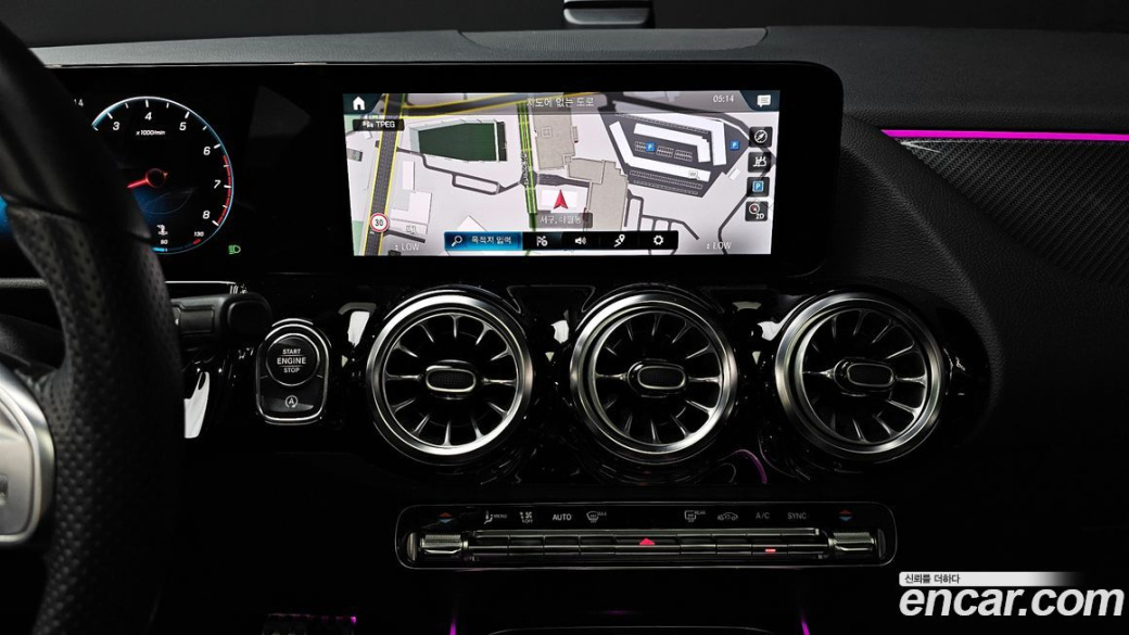 Mercedes-Benz GLA-Class GLA250 4MATIC, 2023