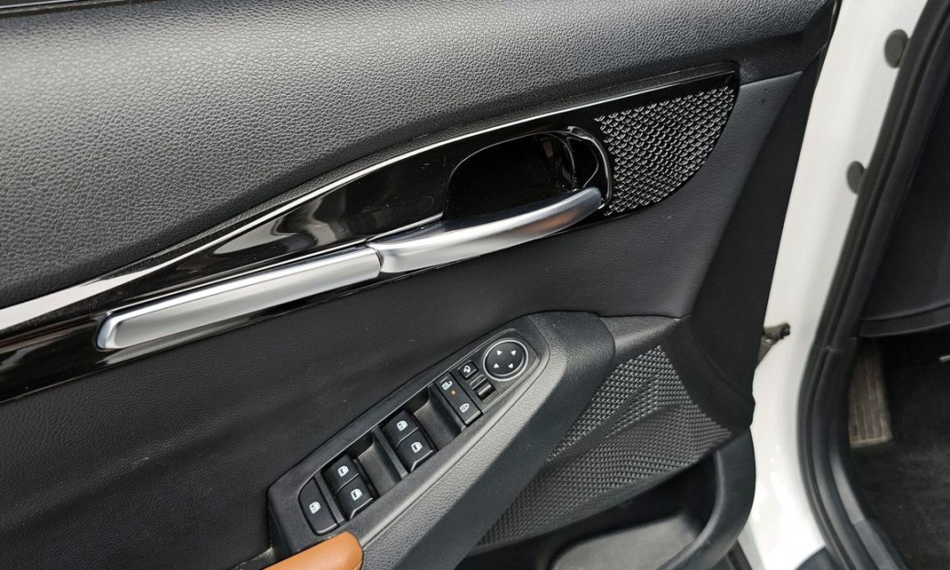 Kia Seltos Gasoline 2.0 2WD, 2023
