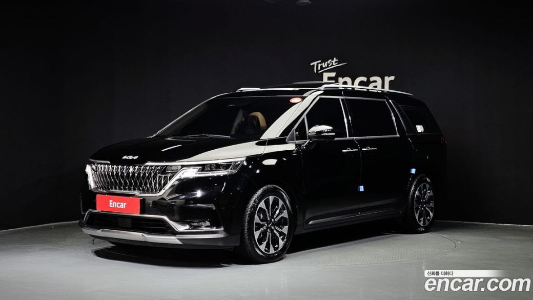 Kia Carnival 9-Seater Signature, 2023